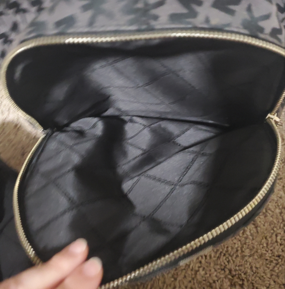 Michael Kors Rhea Zip black mini backpack - Picture 3 of 10